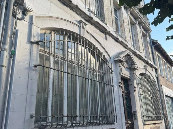 Local 1 pièce hyper centre