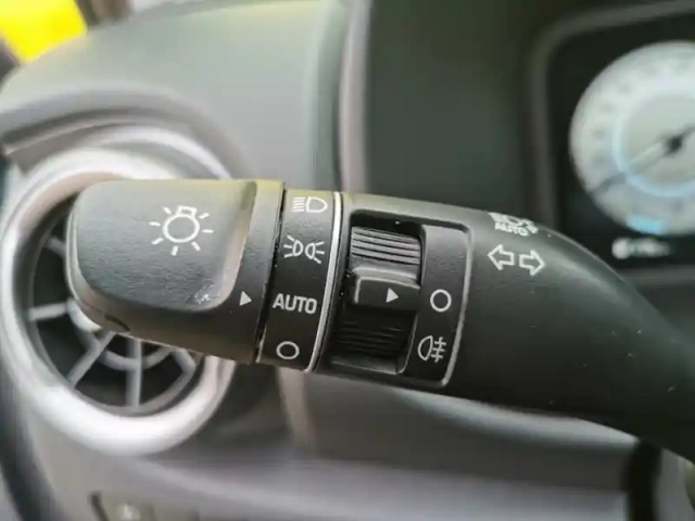 Hyundai Kona executive electrique 2wd 204 c — photo 17