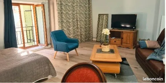 Joli studio meublé