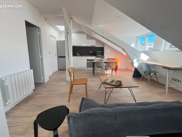 Beau T3 meublé neuf , centre Clermont-Fd