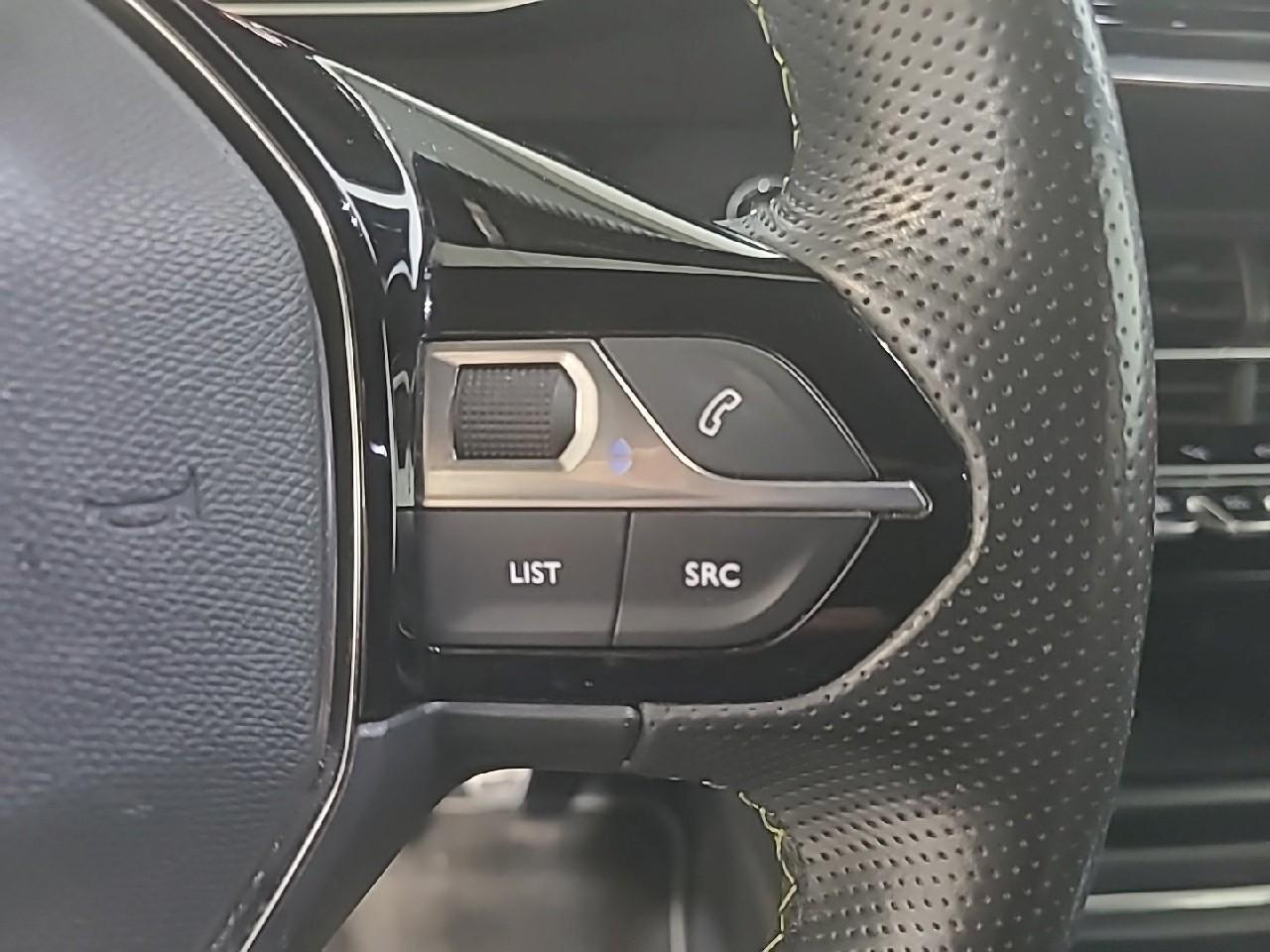 Peugeot 2008 puretech 130 s&s bvm6 gt — photo 21