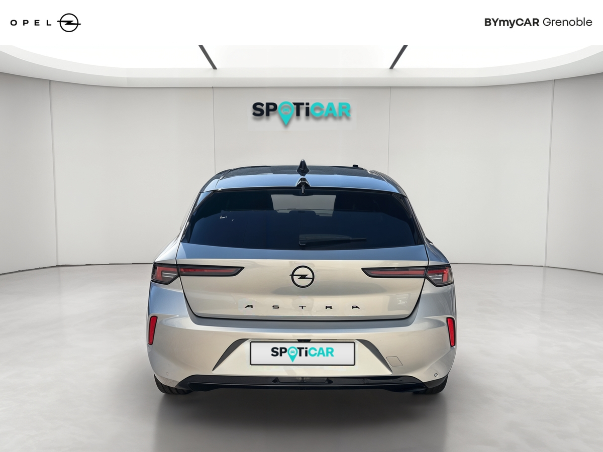 Opel Astra 1.5 Diesel 130 ch BVA8 — photo 4