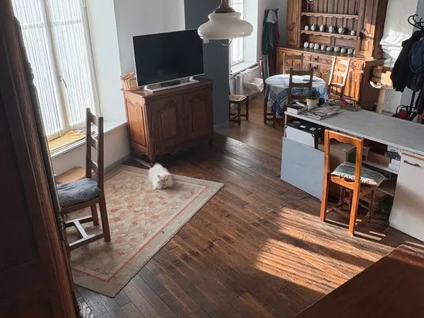Duplex lumineux avec entrée indépendante et grand terrain