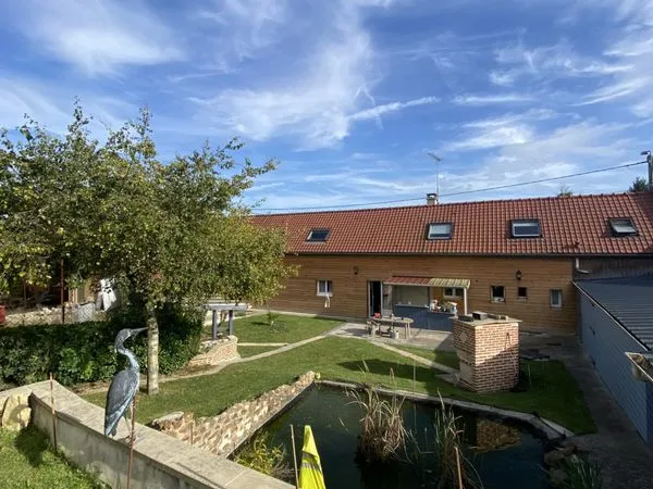 Maison 7 pièces 225 m²