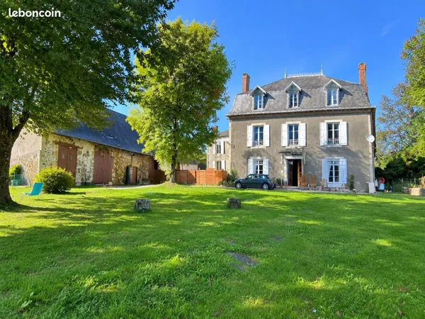 Immeuble 880 m²