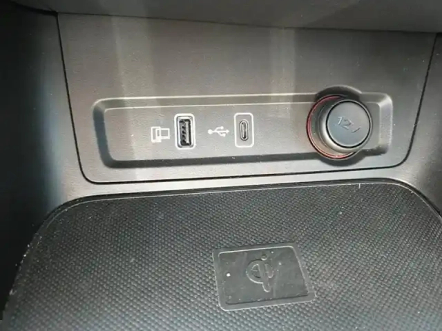 Mg Zs ev 156ch - 70kwh luxury — photo 15