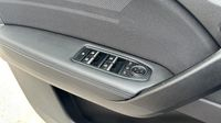 Renault Captur 1.8 E-Tech full hybrid 160ch esprit Alpine - 26 — photo 16
