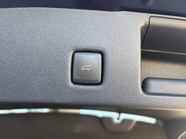 Ford Kuga 2.5 duratec 225ch phev vignale bva — photo 19