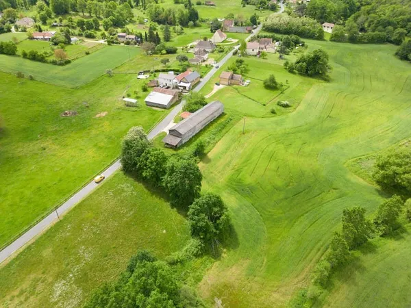 Terrain 25500 m²