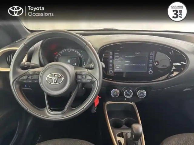 Toyota Aygo x 1.0 vvt-i 72ch design s-cvt my23 — photo 11