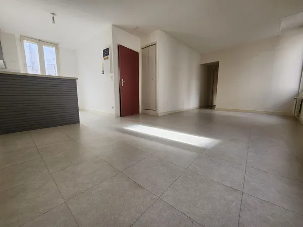 Immeuble plein centre ville à Saumur - Opportunité d'investissement