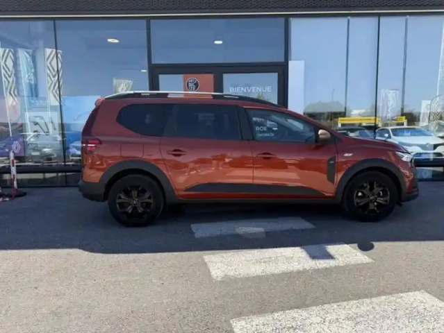 Dacia Jogger 7 places extreme+ tce 110 — photo 6
