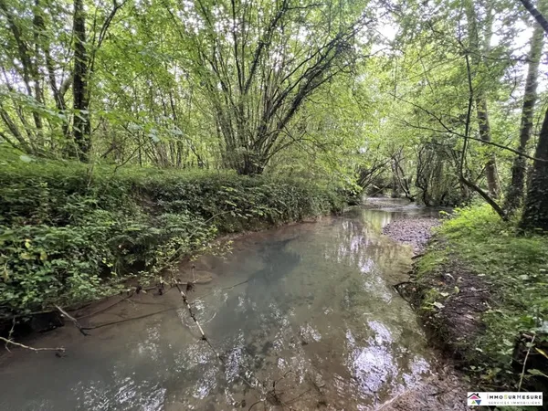 Terrain en individuel 15084 m²