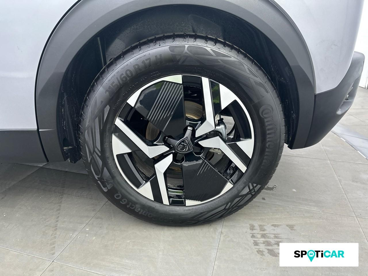 Peugeot 2008 e-2008 156ch 54 kwh allure — photo 11