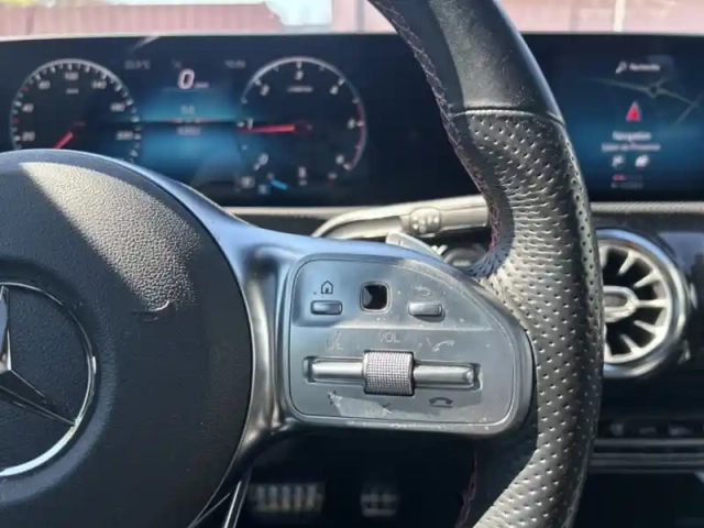 Mercedes Classe A 180 d amg line — photo 13