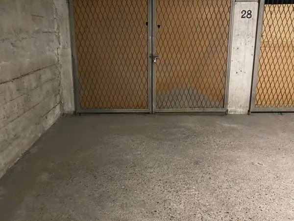Box fermé en sous sol