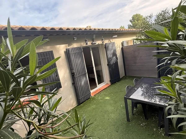 Loue petite maison T2 avec Climatisation et Jardin à 15-20 min d'Aix en Provence