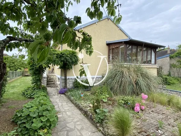 Maison Vente Vendôme 4p 88m² 121900€