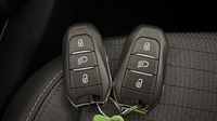 Peugeot 208 1.2 PureTech 100ch S&S Allure 118g — photo 16