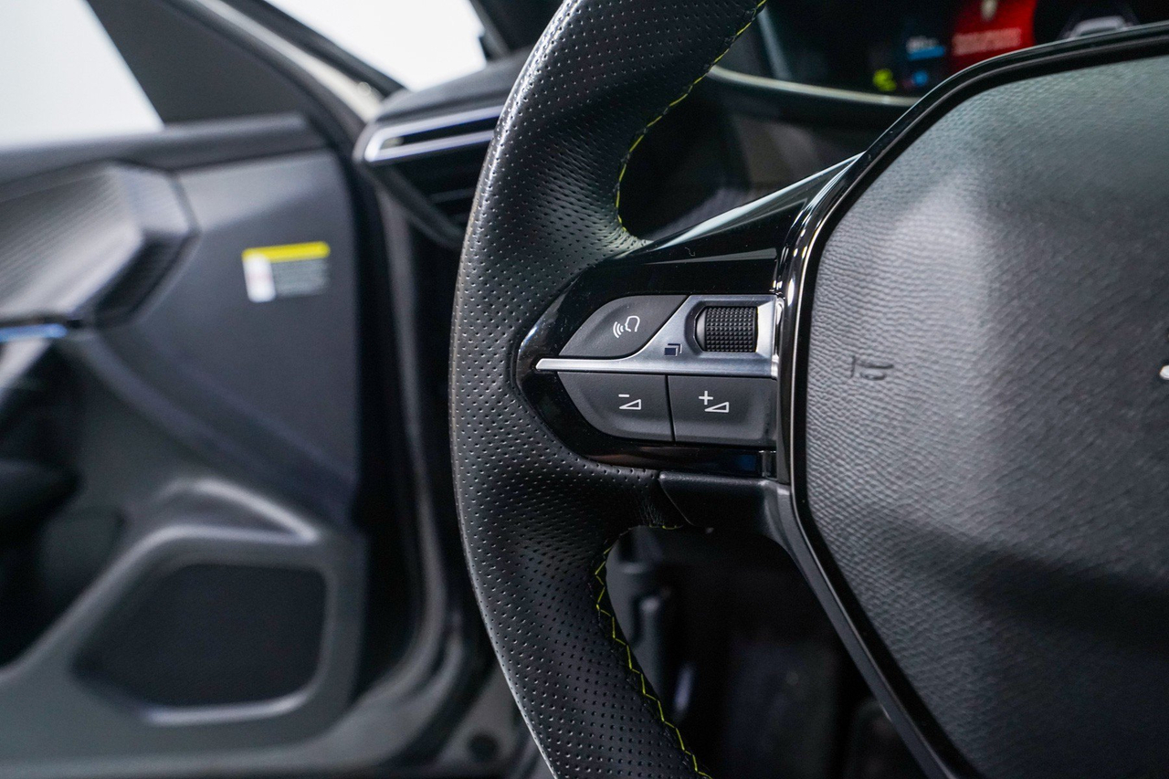 Peugeot 2008 — photo 20