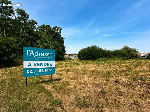 Terrain 1000 m² SAINT REVEREND