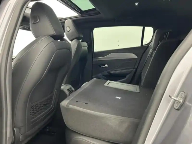 Peugeot 308 phev 180ch gt e-eat8 + toit ouvrant — photo 31