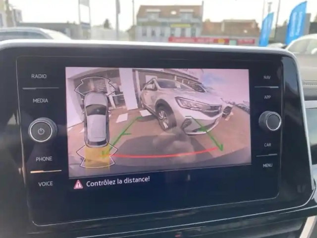 Volkswagen T-Roc 1.5 tsi evo2 150ch r-line dsg7 — photo 9