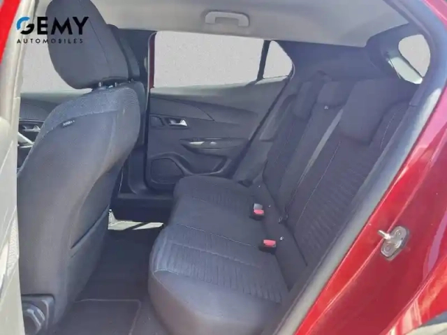 Peugeot 2008 puretech 100 s&amp;s bvm6 — photo 10