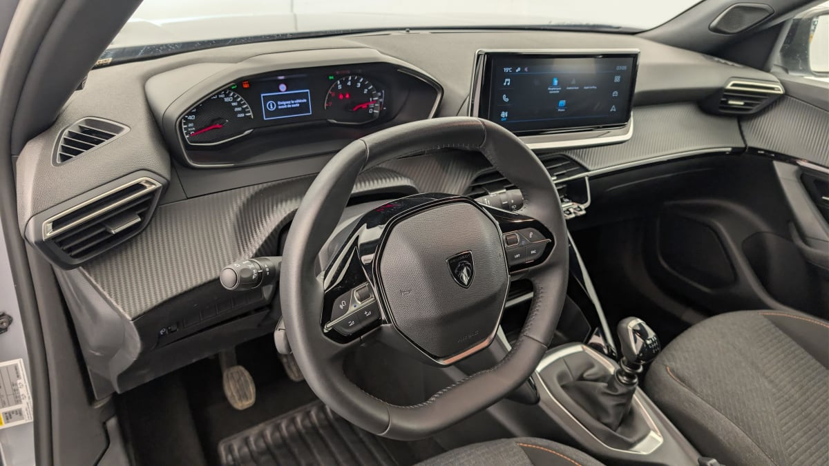 Peugeot 2008 — photo 15