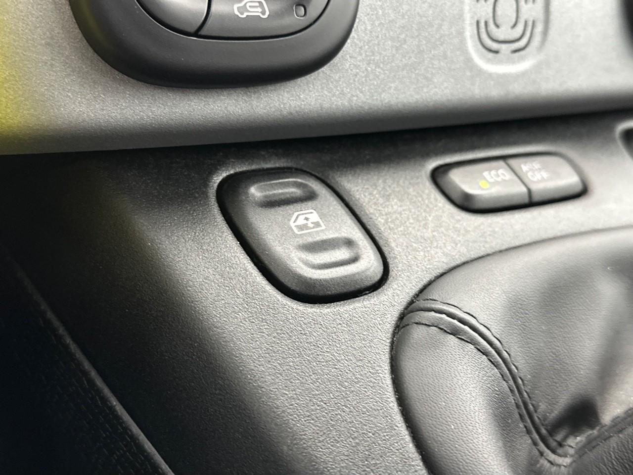 Fiat Panda 0.9 85 ch twinair s/s city cross — photo 25