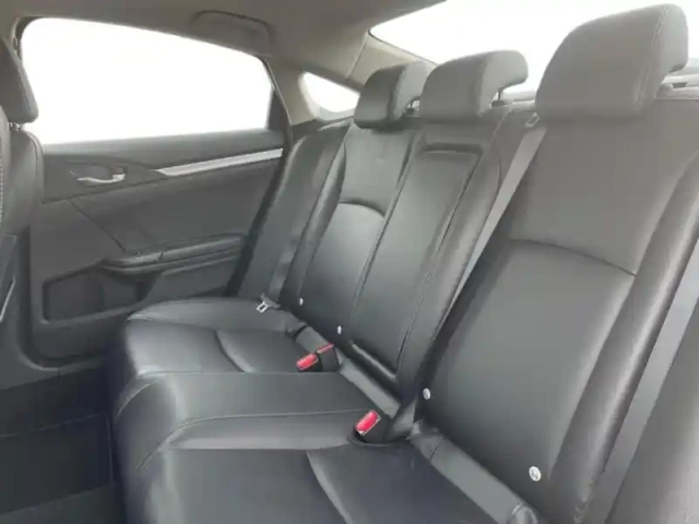 Honda Civic 1.6 i-dtec 120ch exclusive at 4p — photo 8