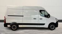 Renault Master F3500 L2H2 2.3 Blue dCi 135ch Confort Euro6 — photo 4