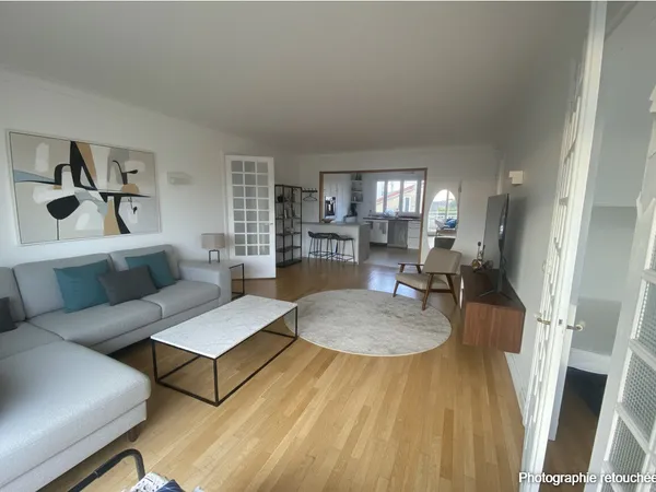Appartement Drancy 4 pièce(s) 79.75 m2 au pied du RER Le Bourget