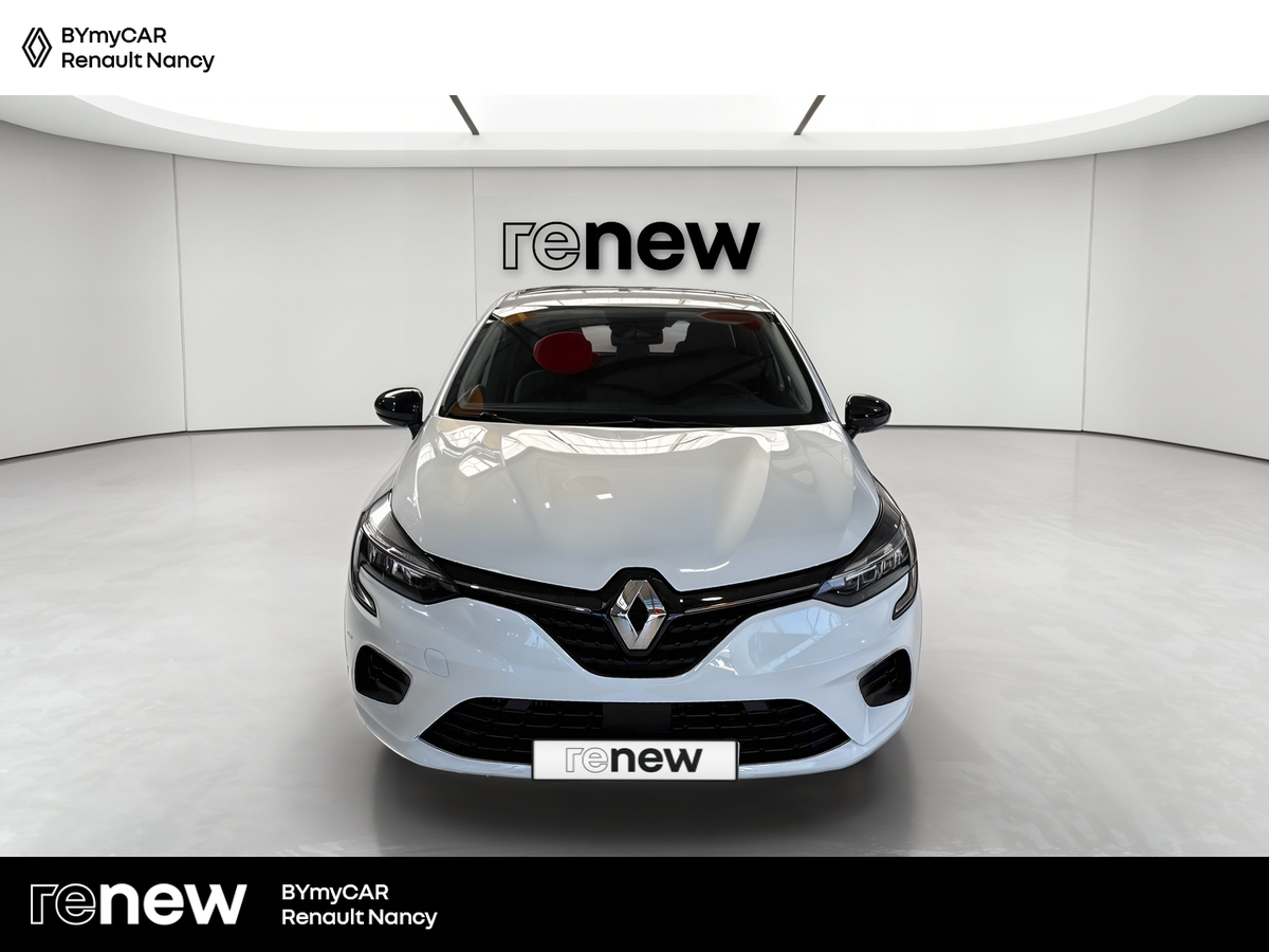 Renault Clio TCe 90 — photo 8