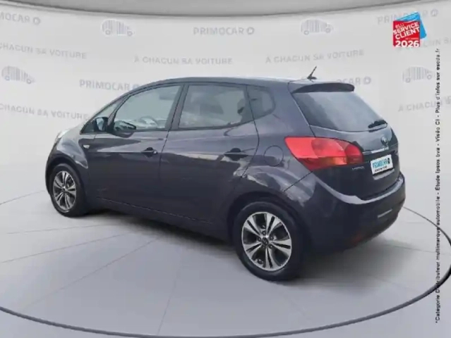 Kia Venga 1.6 crdi 115ch premium isg — photo 8