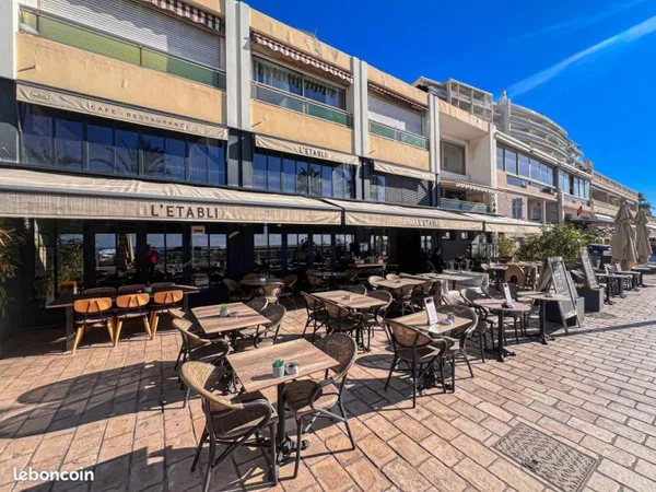 Commerce restaurant, brasserie 134 m²
