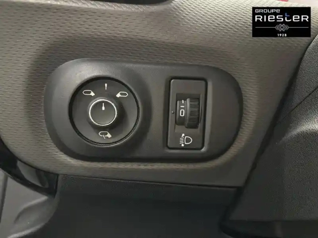 Citroën C4 cactus puretech 110 s&amp;s bvm6 — photo 15