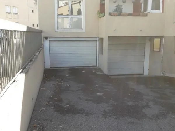 Garage au Rochefort Romans-sur-Isère