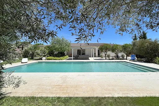 Maison 6 pièces 210 m²
