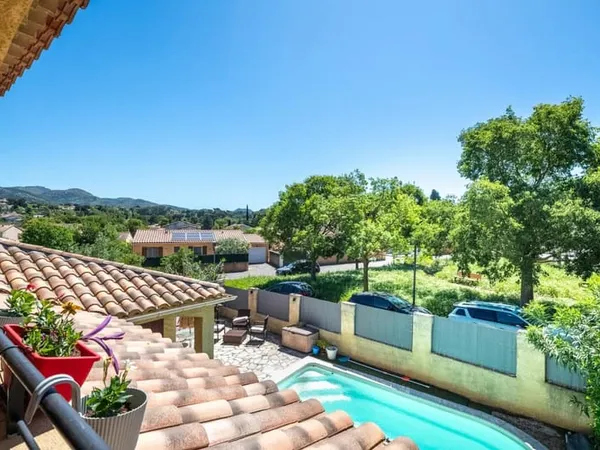 Maison familiale avec piscine à Marseille