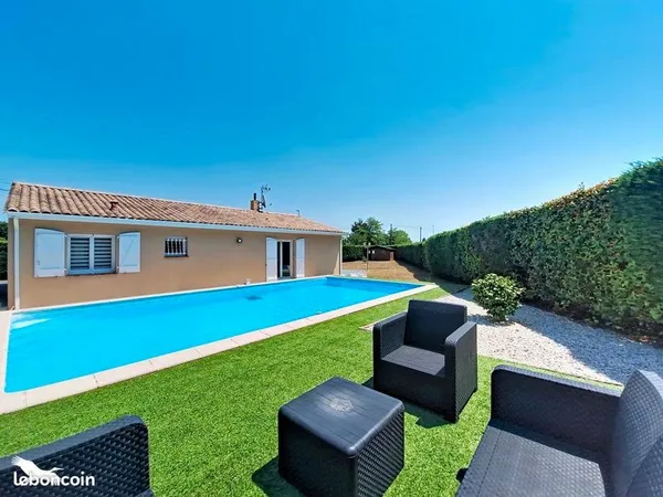 Maison 3 chambres, jardin, garage et piscine
