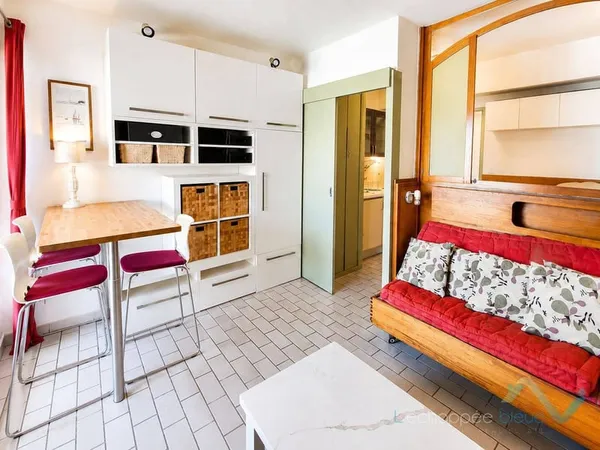 Studio 1 pièce 23 m²