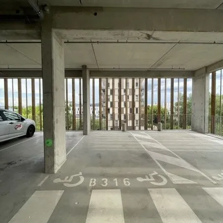 Place dans un garage collectif de 0 pièces principales