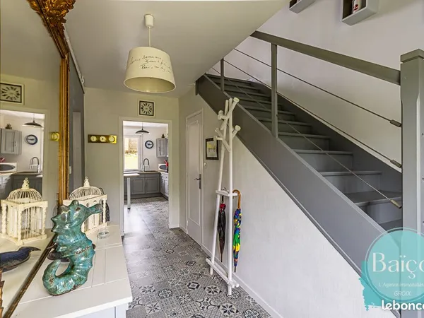 Maison 6 pièces 84 m²