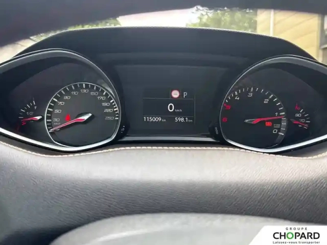 Peugeot 308 bluehdi 130ch s&amp;s eat8 — photo 17
