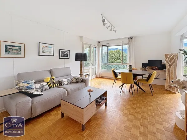 Appartement 4 pièces 90 m²