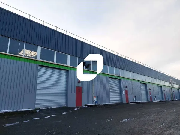 Local d'activité 2043 m²