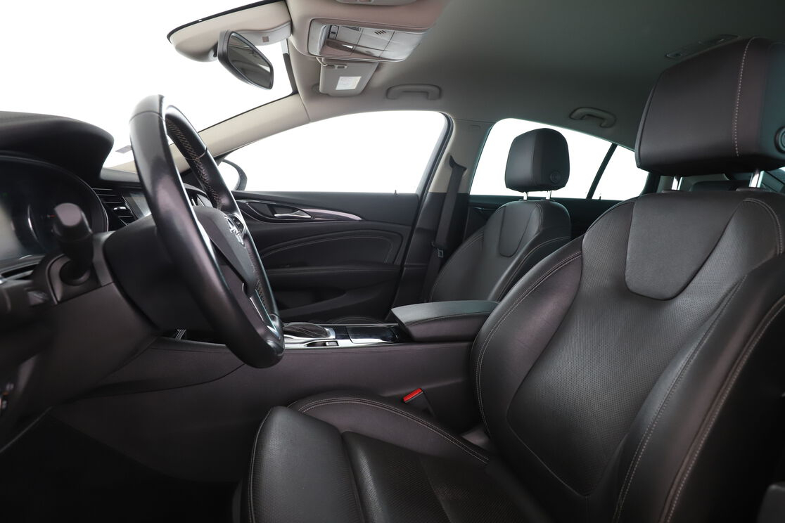 Opel Insignia Grand Sport 1.6 Diesel Elite Automatique — photo 9
