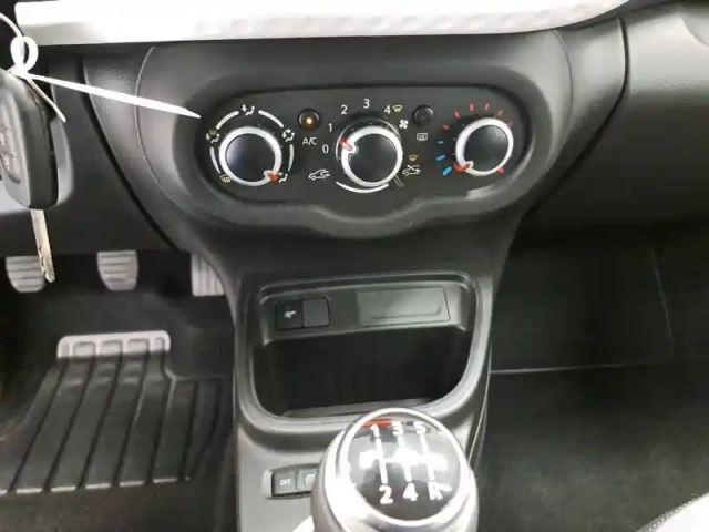Renault Twingo iii sce 65 — photo 34