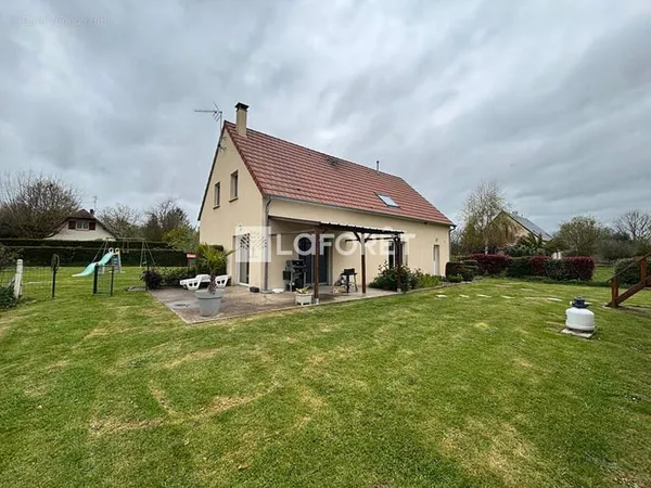 Maison 7 pièce(s) - 146 m²